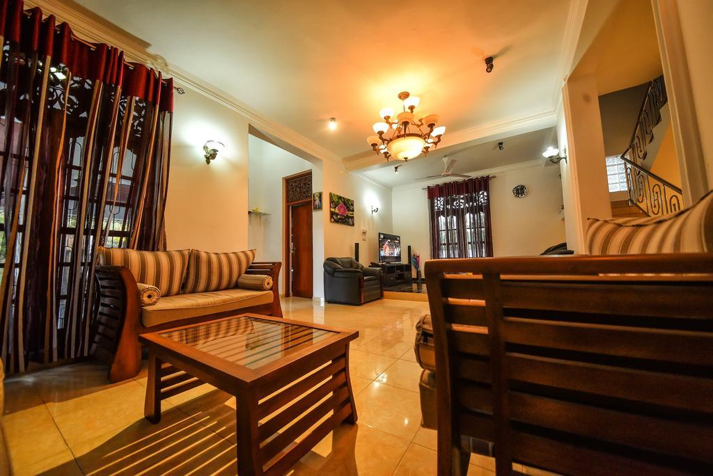 Asian Villa Negombo Buitenkant foto