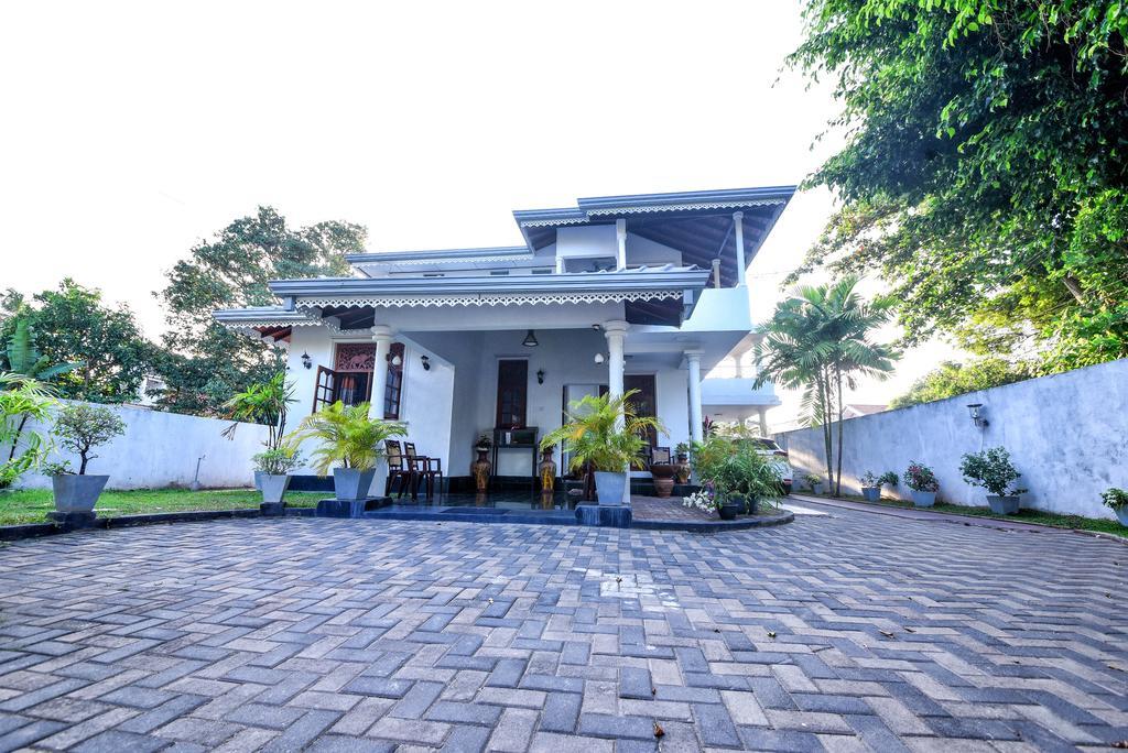 Asian Villa Negombo Buitenkant foto